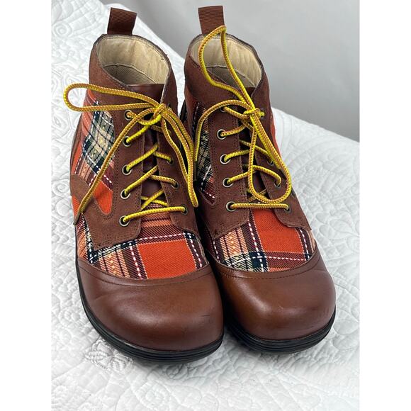 Alegria Women's Size 7 Pumpkin Kylie Plaid Lace Up Ankle Boot Booties - Picture 1 of 10